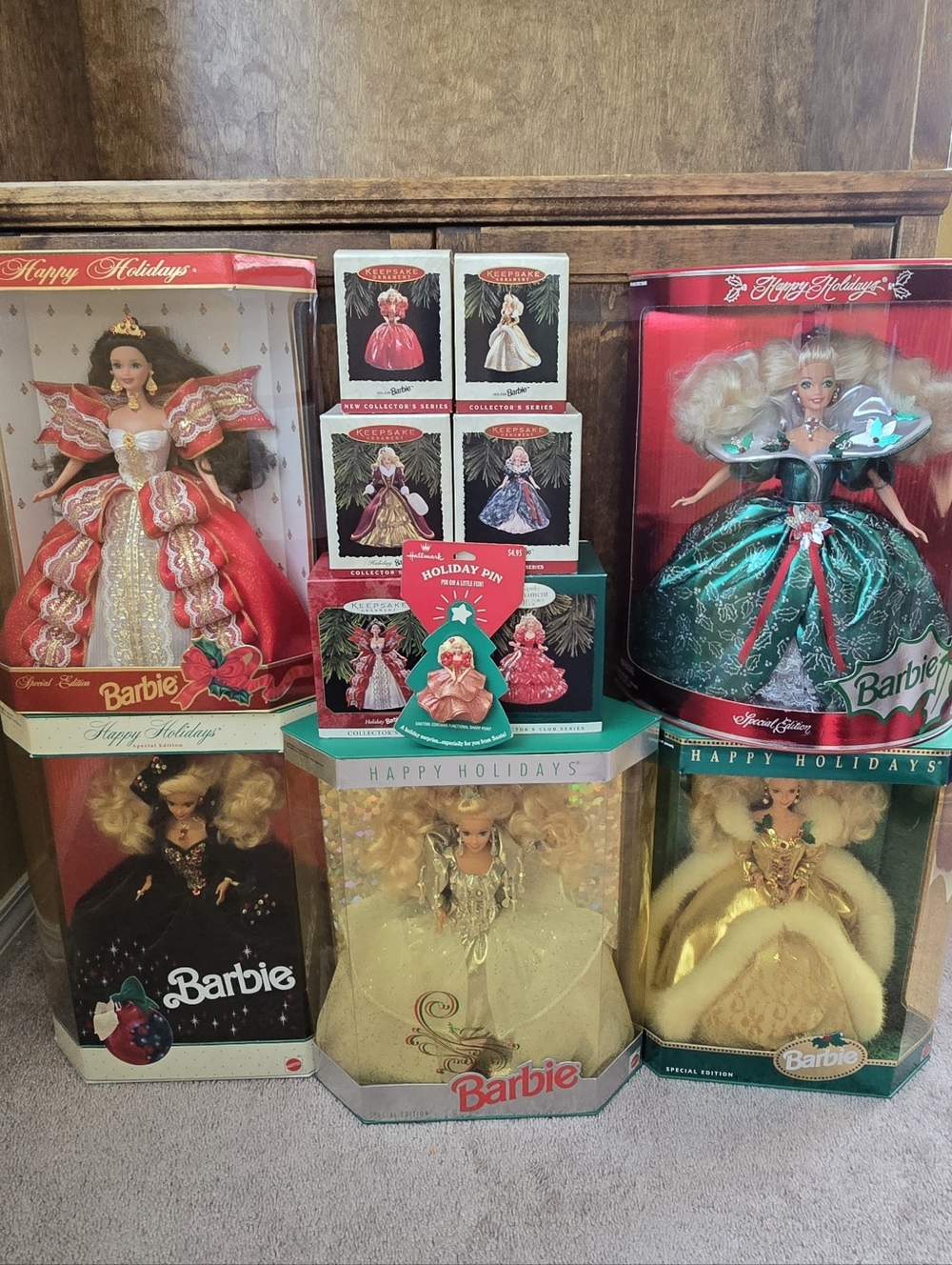 Lot of 5 Vintage Happy Holidays Barbie Dolls + 6 Hallmark Ornaments + Pin NEW